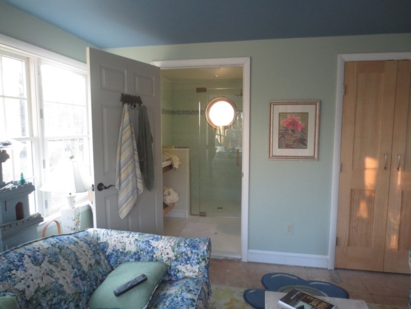 The conservatory bathroom is connected to the conservatory by a 36-inch door.